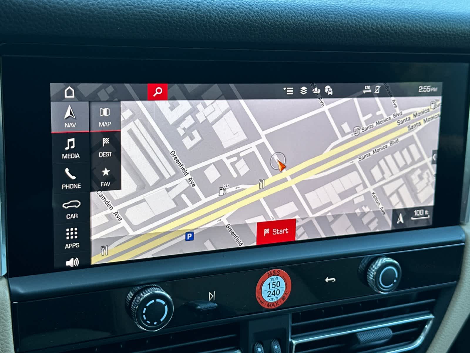 Thumbnail: 2026 Porsche Macan - 22