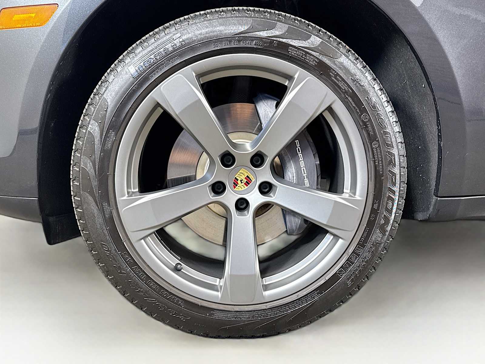 Thumbnail: 2022 Porsche Macan - 25