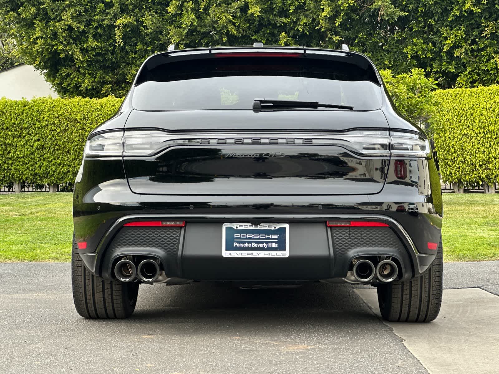 Thumbnail: 2026 Porsche Macan - 7