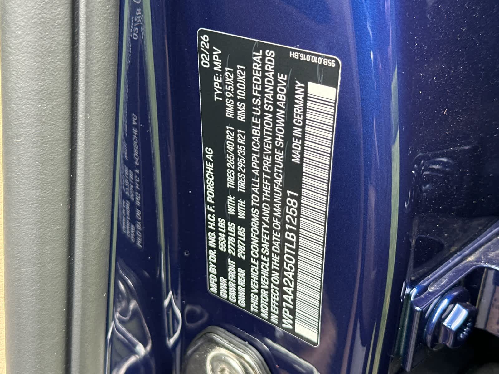 Thumbnail: 2026 Porsche Macan - 33