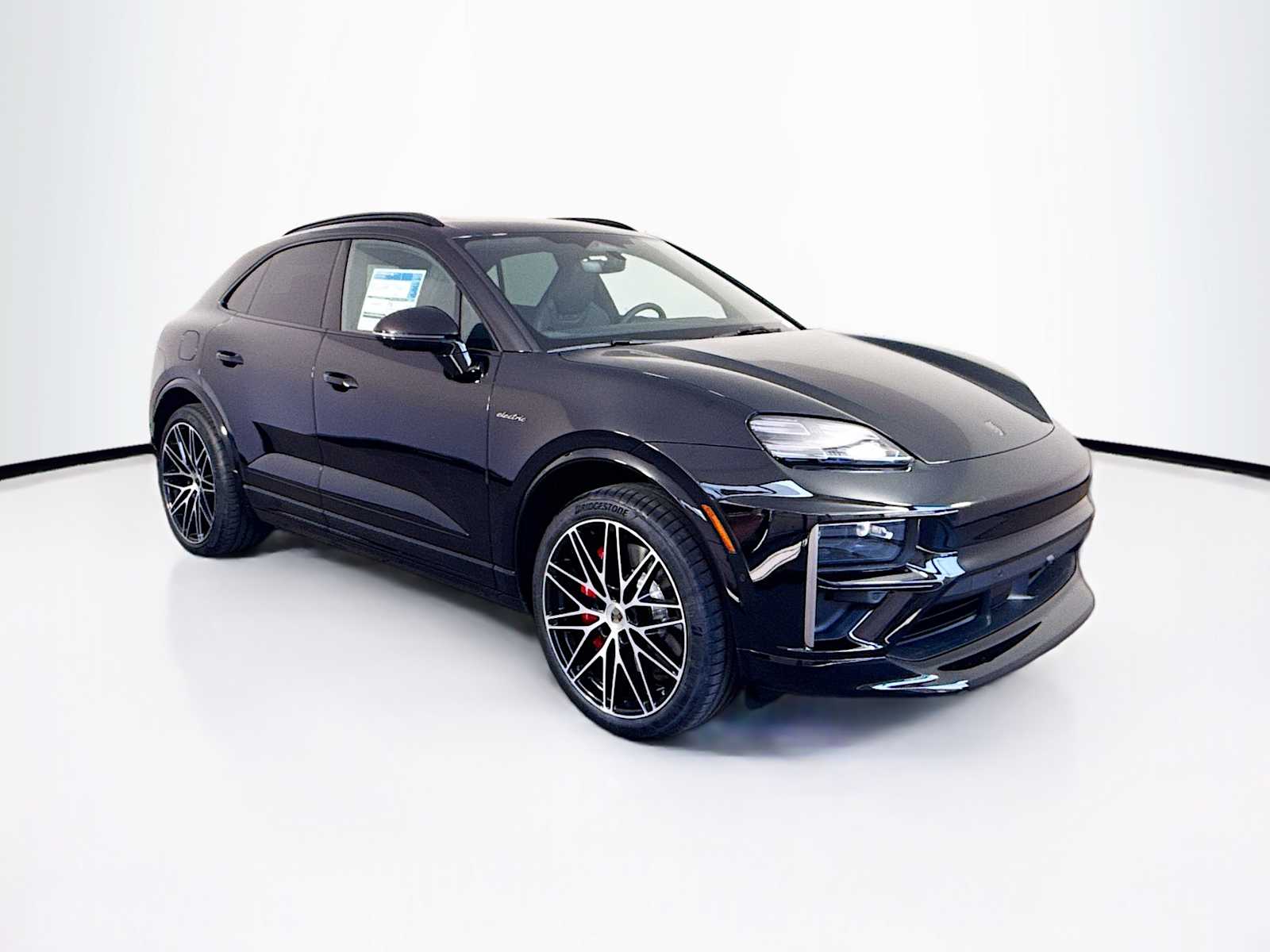 Thumbnail: 2025 Porsche Macan - 7
