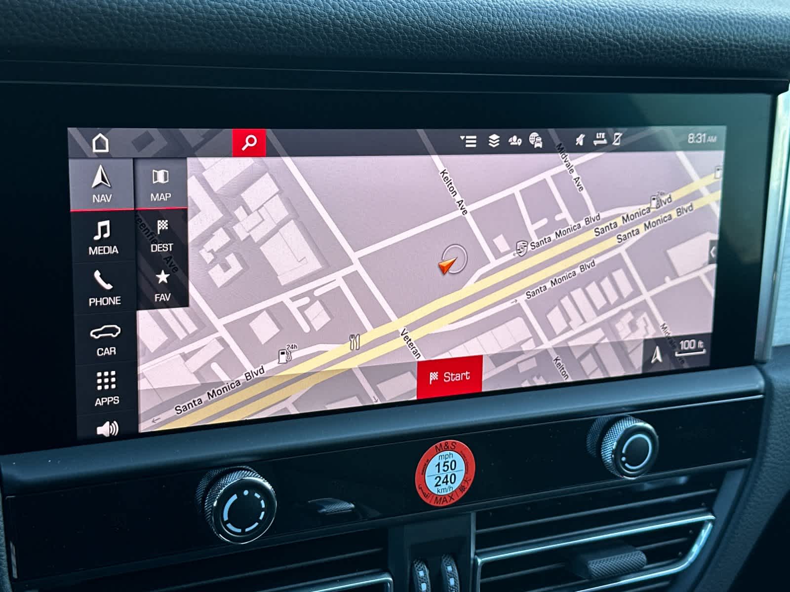 Thumbnail: 2026 Porsche Macan - 22