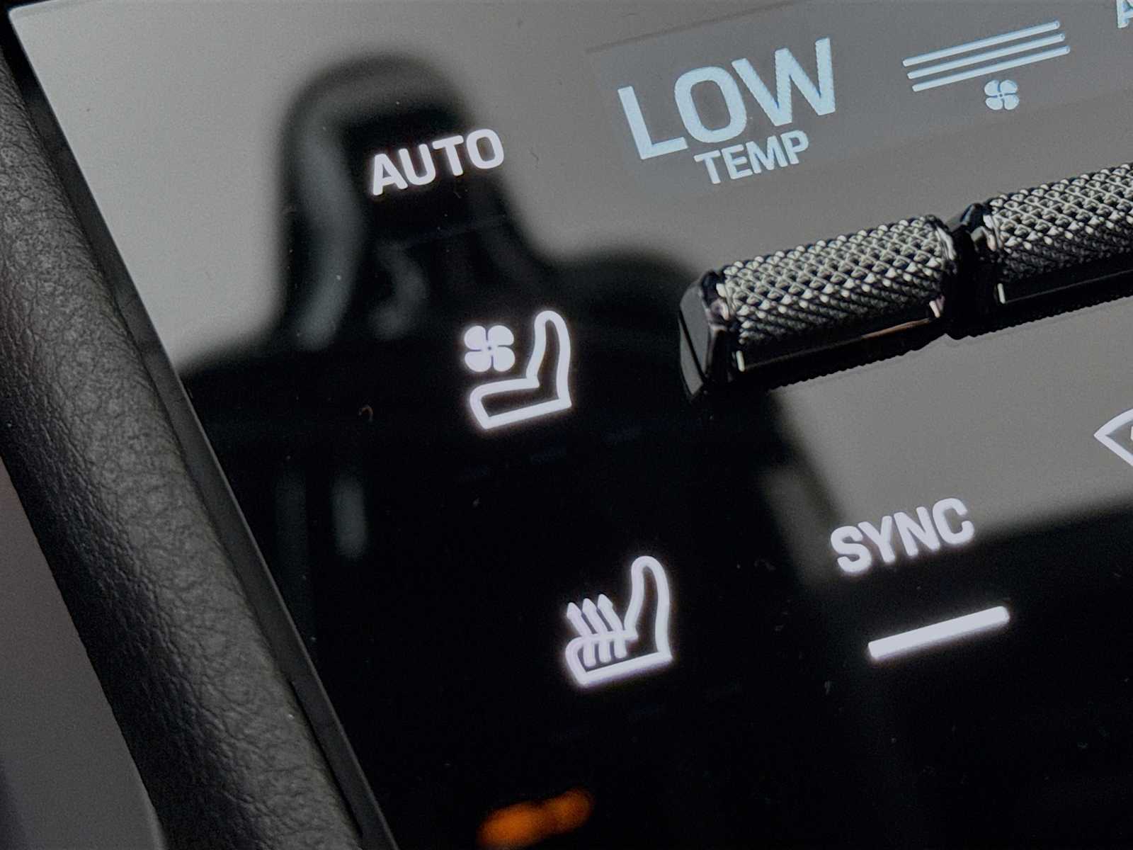 Thumbnail: 2026 Porsche Cayenne - 16