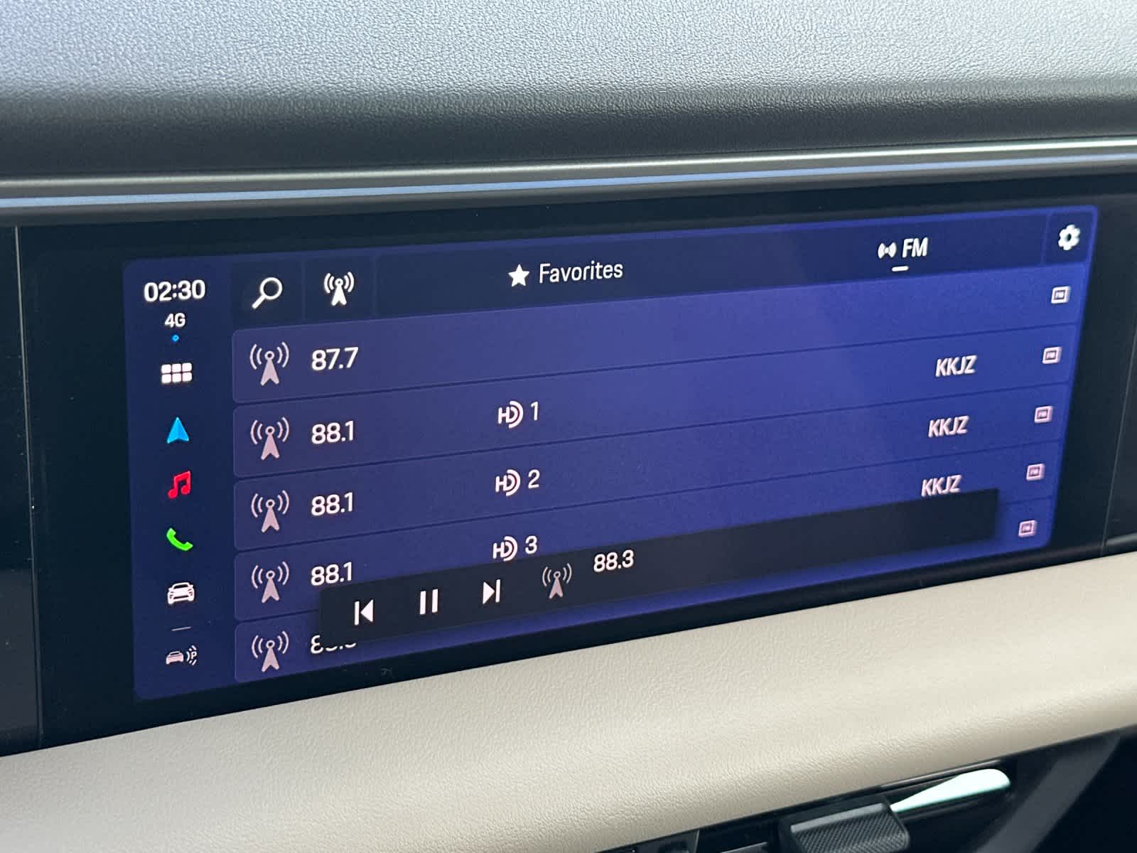 Thumbnail: 2025 Porsche Macan - 21