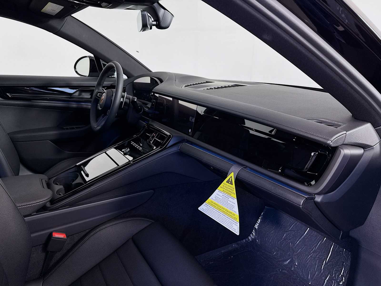 Thumbnail: 2026 Porsche Panamera - 22