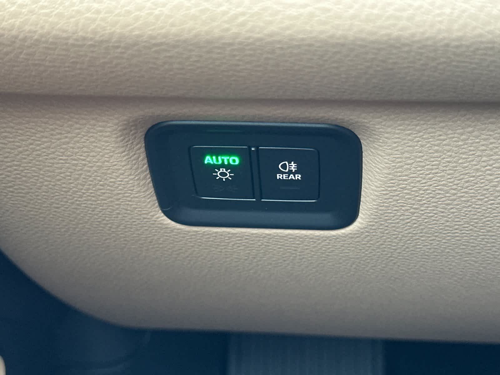 Thumbnail: 2026 Porsche Cayenne - 31