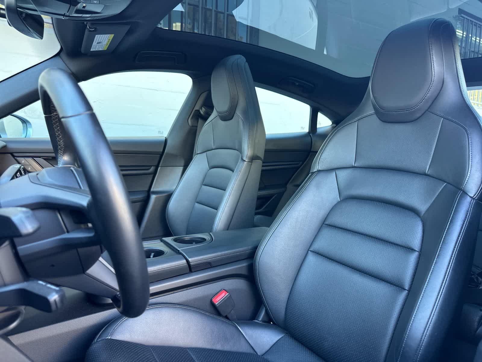 Thumbnail: 2022 Porsche Taycan - 5