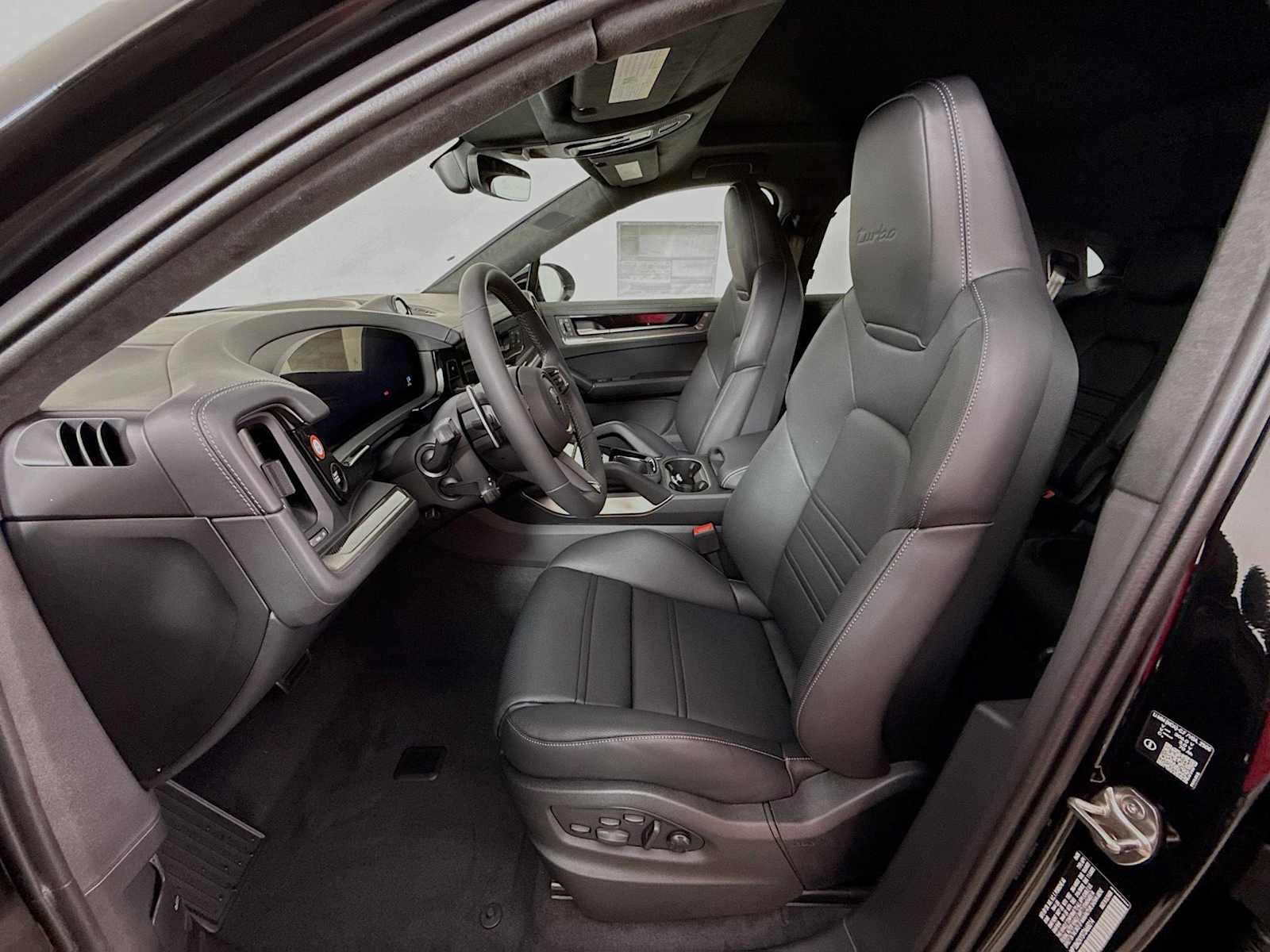 Thumbnail: 2026 Porsche Cayenne - 5