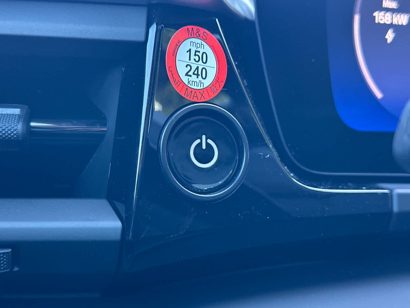 Thumbnail: 2026 Porsche Macan - 26