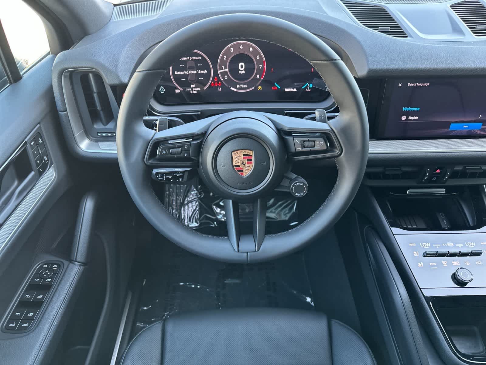 Thumbnail: 2026 Porsche Cayenne - 15