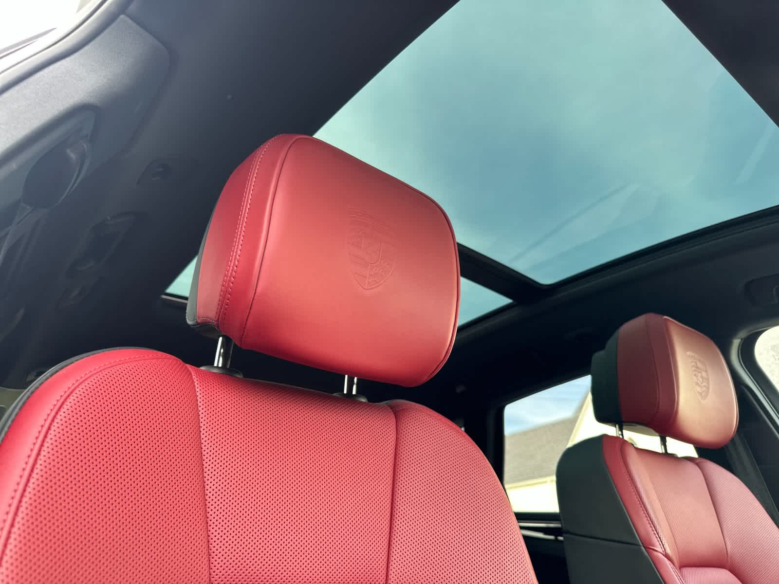 Thumbnail: 2025 Porsche Macan - 18