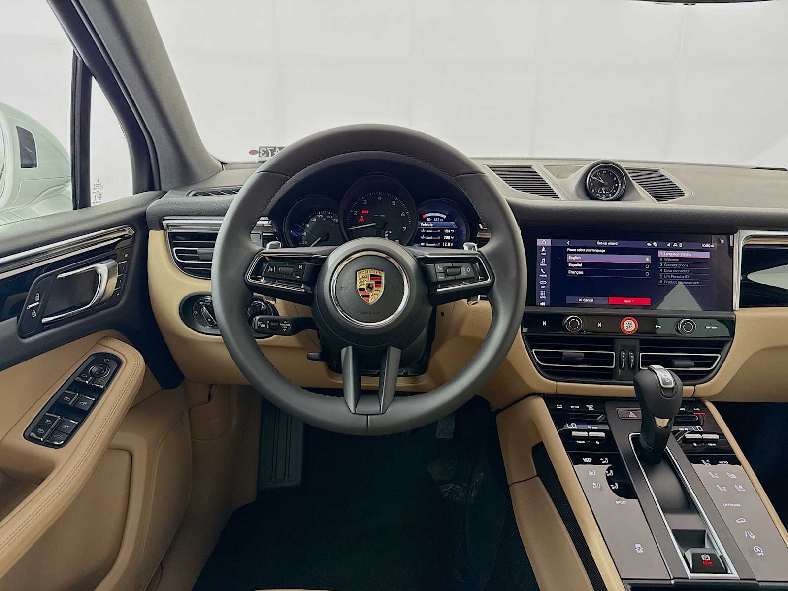 Thumbnail: 2026 Porsche Macan - 18