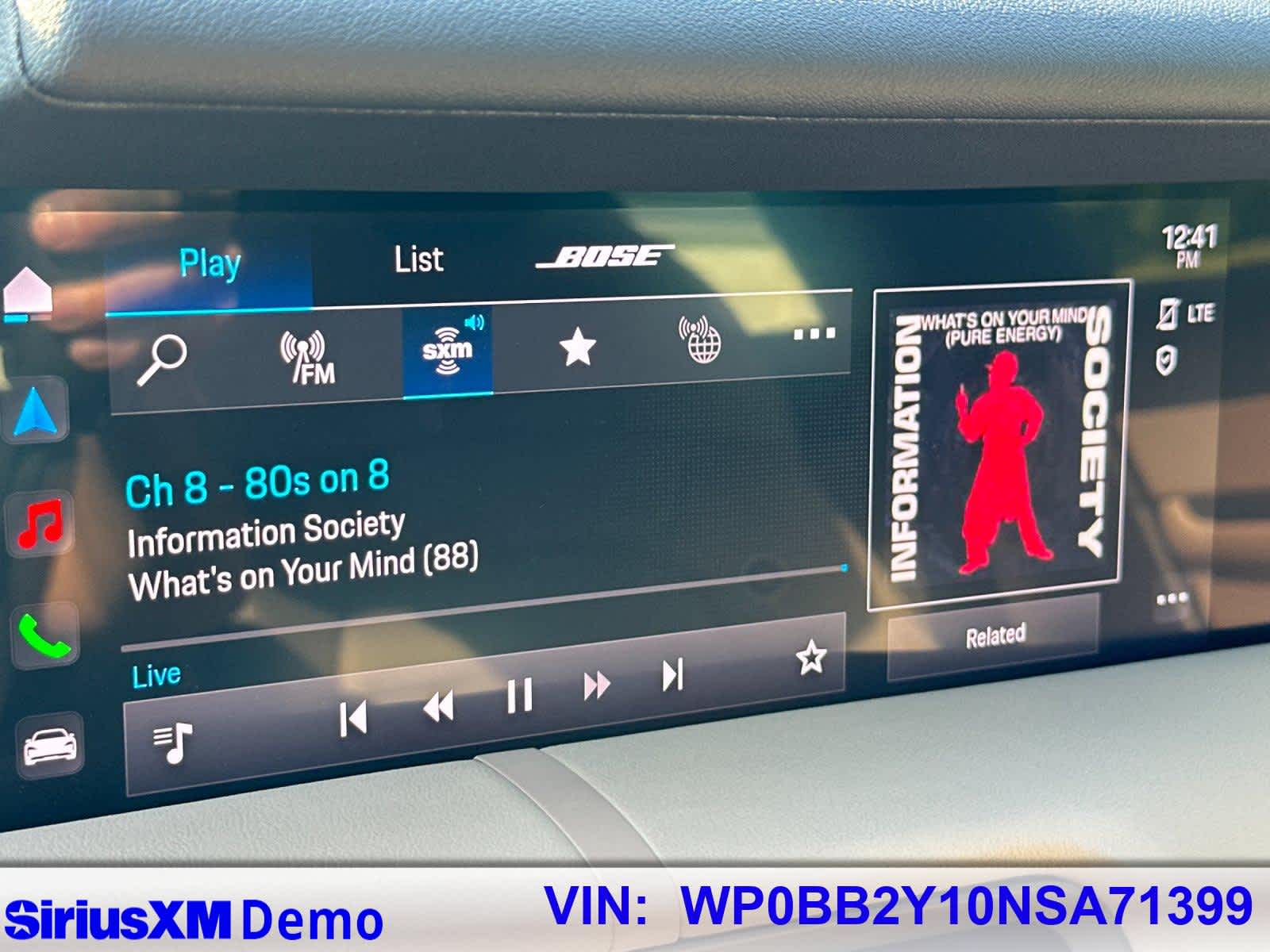 Thumbnail: 2022 Porsche Taycan - 32