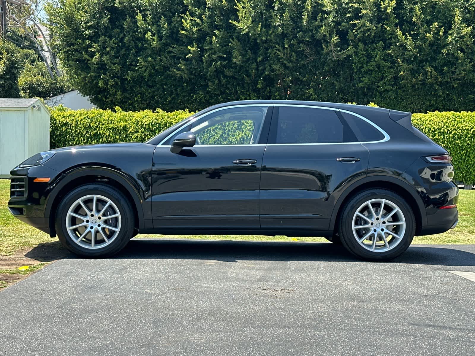Thumbnail: 2025 Porsche Cayenne - 2