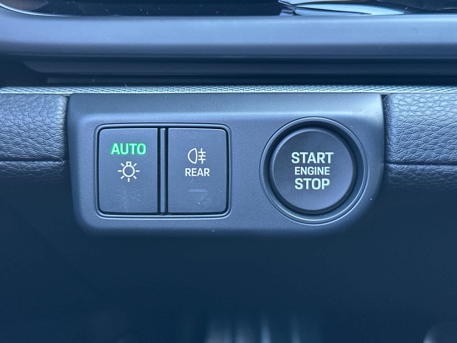 Thumbnail: 2026 Porsche Panamera - 31