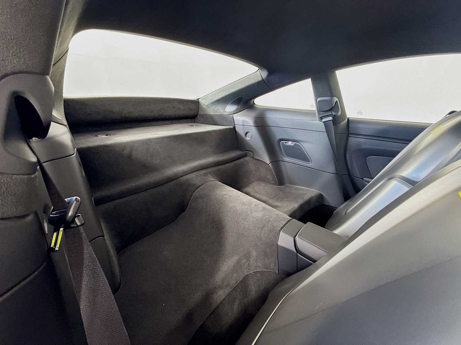 Thumbnail: 2023 Porsche 911 - 21