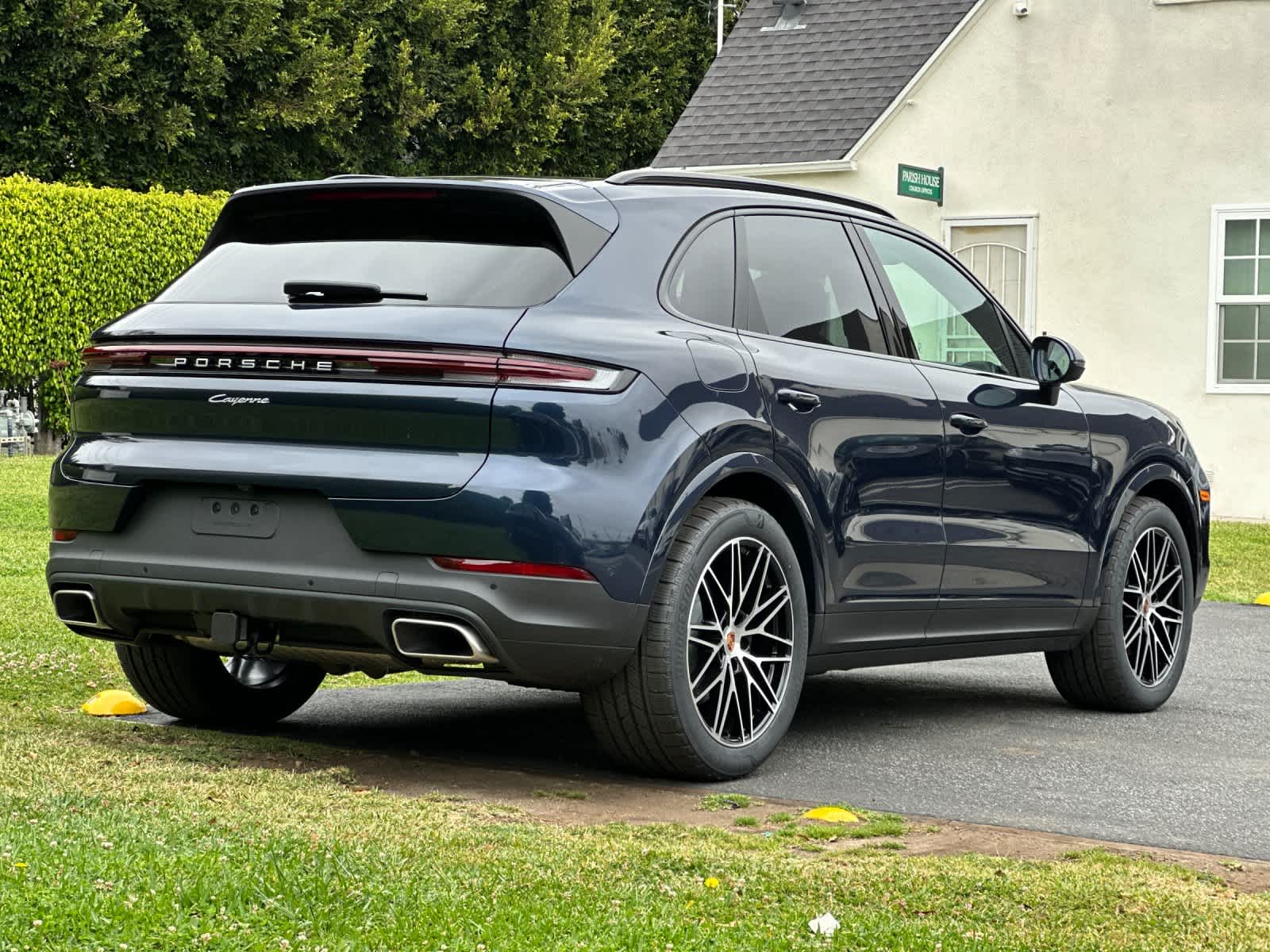Thumbnail: 2026 Porsche Cayenne - 8