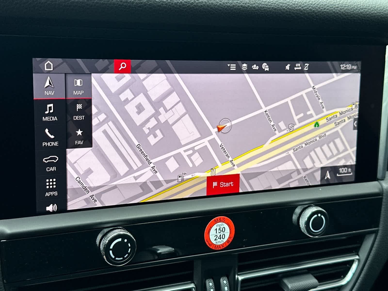 Thumbnail: 2026 Porsche Macan - 22