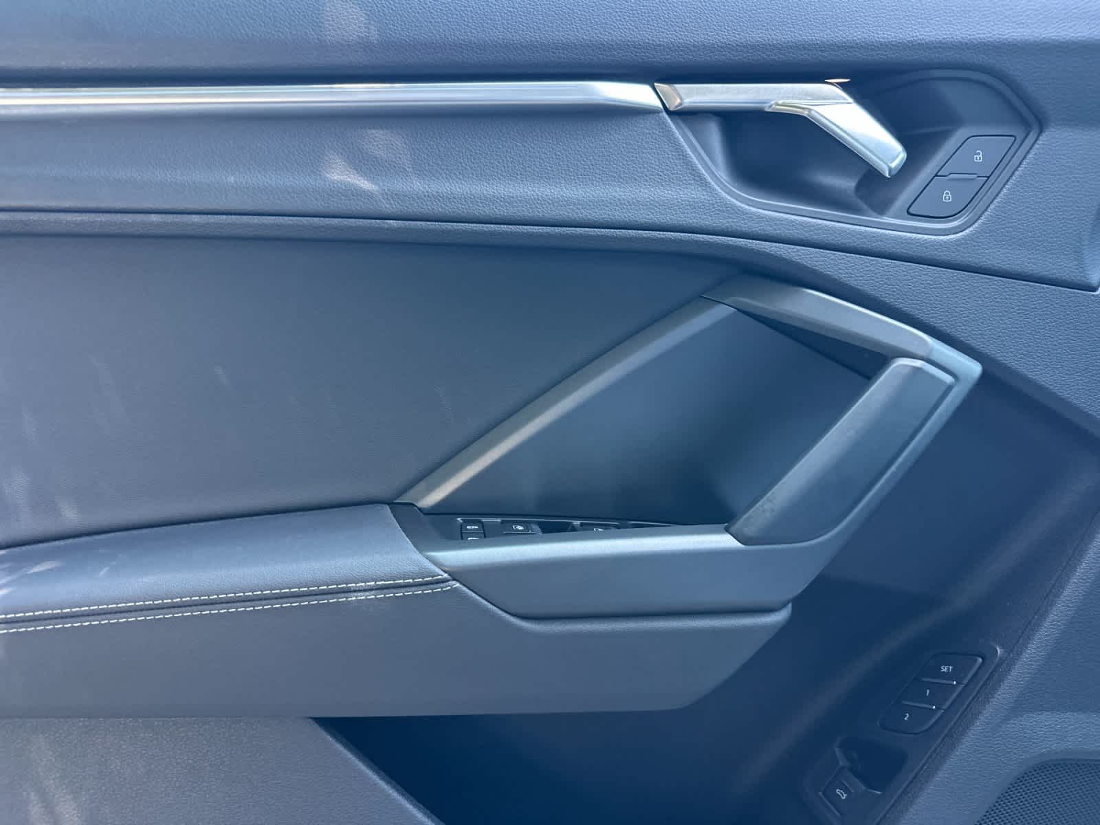 Thumbnail: 2022 Audi Q3 - 11