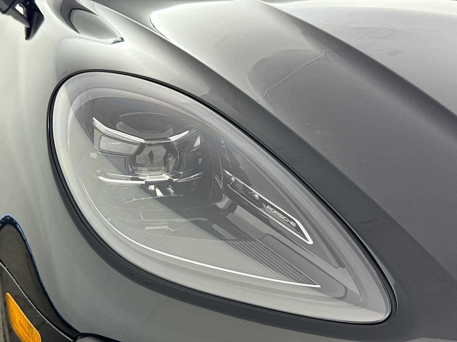 Thumbnail: 2026 Porsche Macan - 28