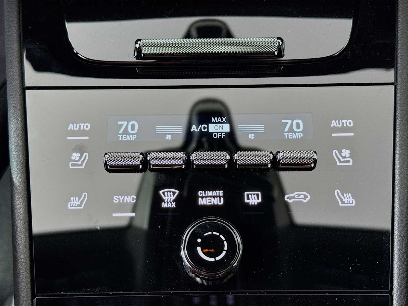 Thumbnail: 2025 Porsche Cayenne - 13