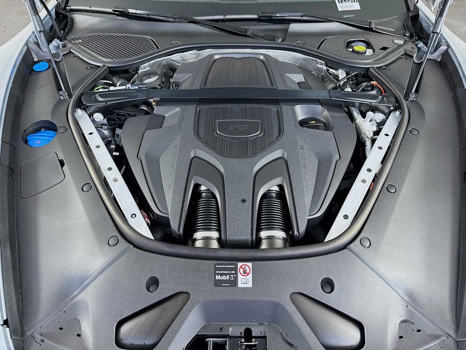 Thumbnail: 2026 Porsche Panamera - 23