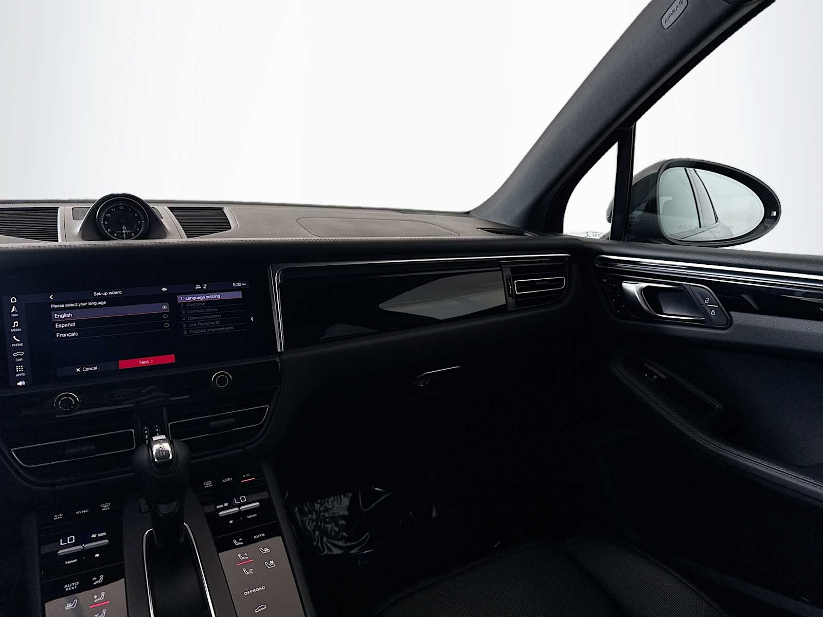 Thumbnail: 2022 Porsche Macan - 20