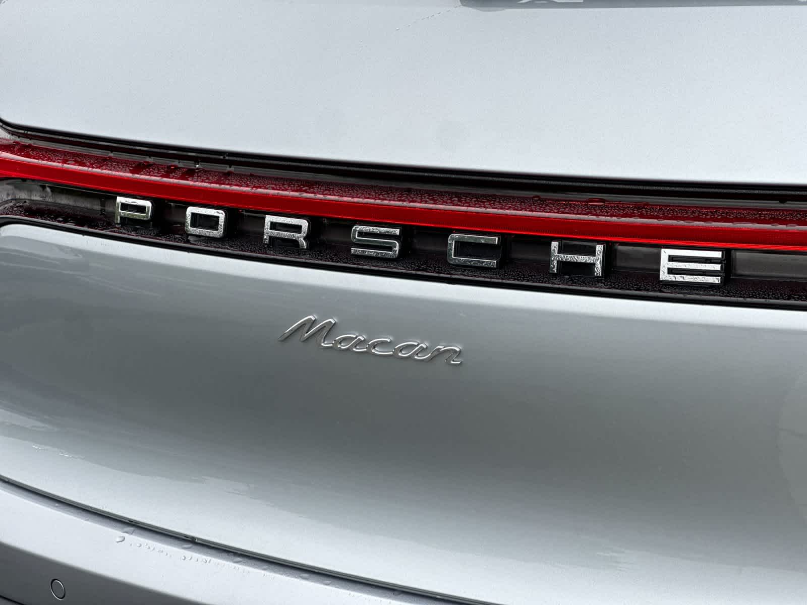 Thumbnail: 2026 Porsche Macan - 32