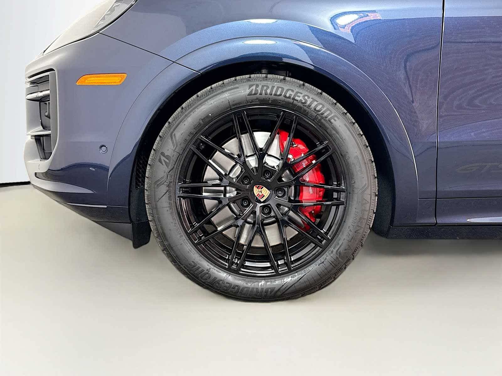 Thumbnail: 2026 Porsche Cayenne - 24