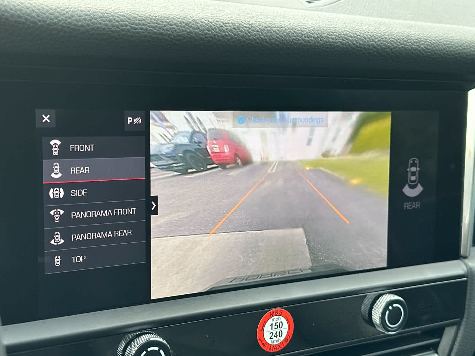 Thumbnail: 2025 Porsche Macan - 22