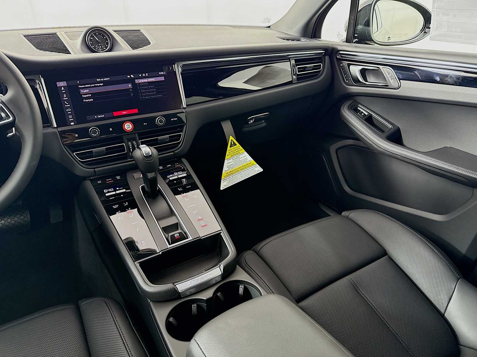 Thumbnail: 2025 Porsche Macan - 19