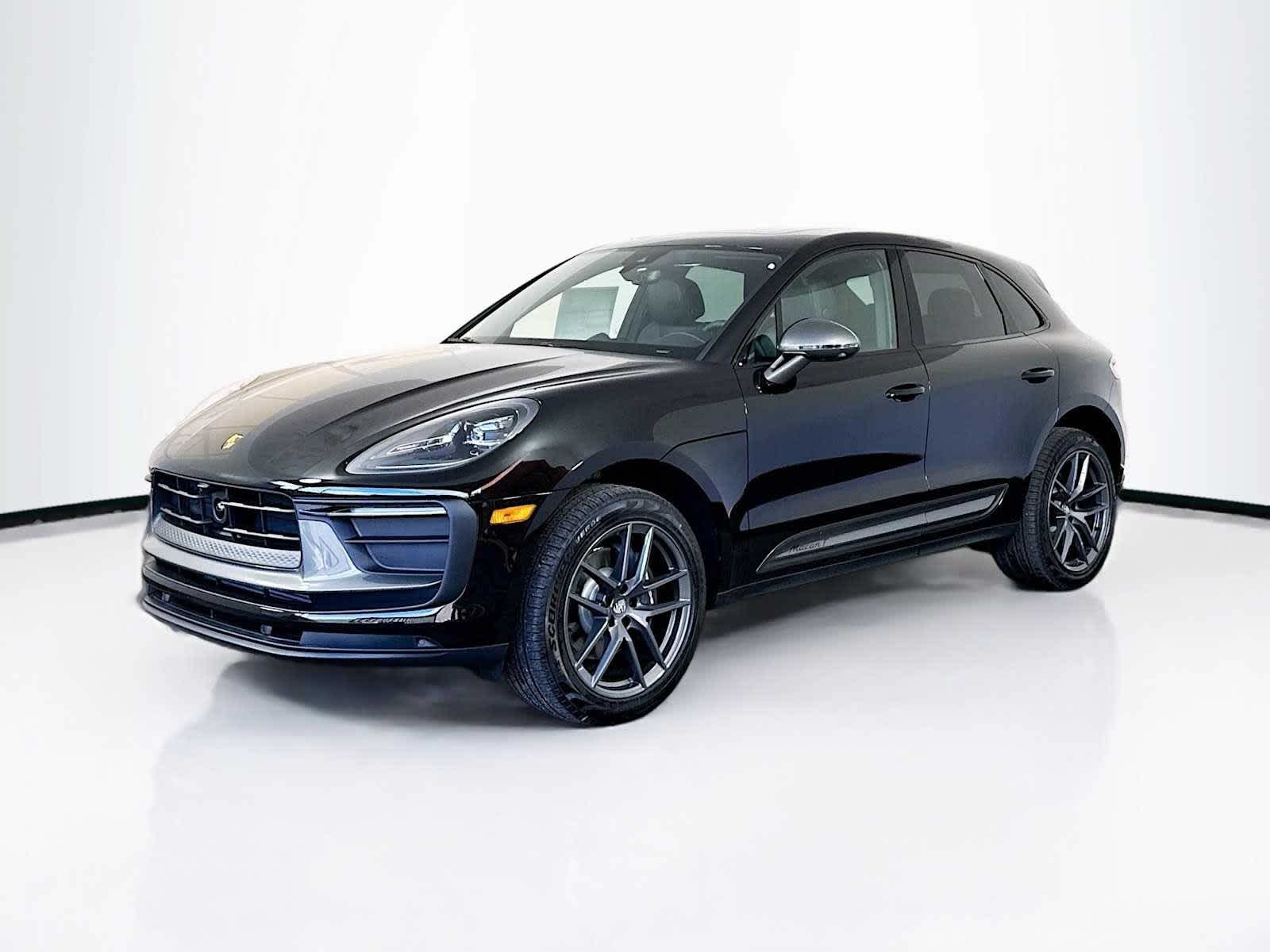 Thumbnail: 2026 Porsche Macan - 1