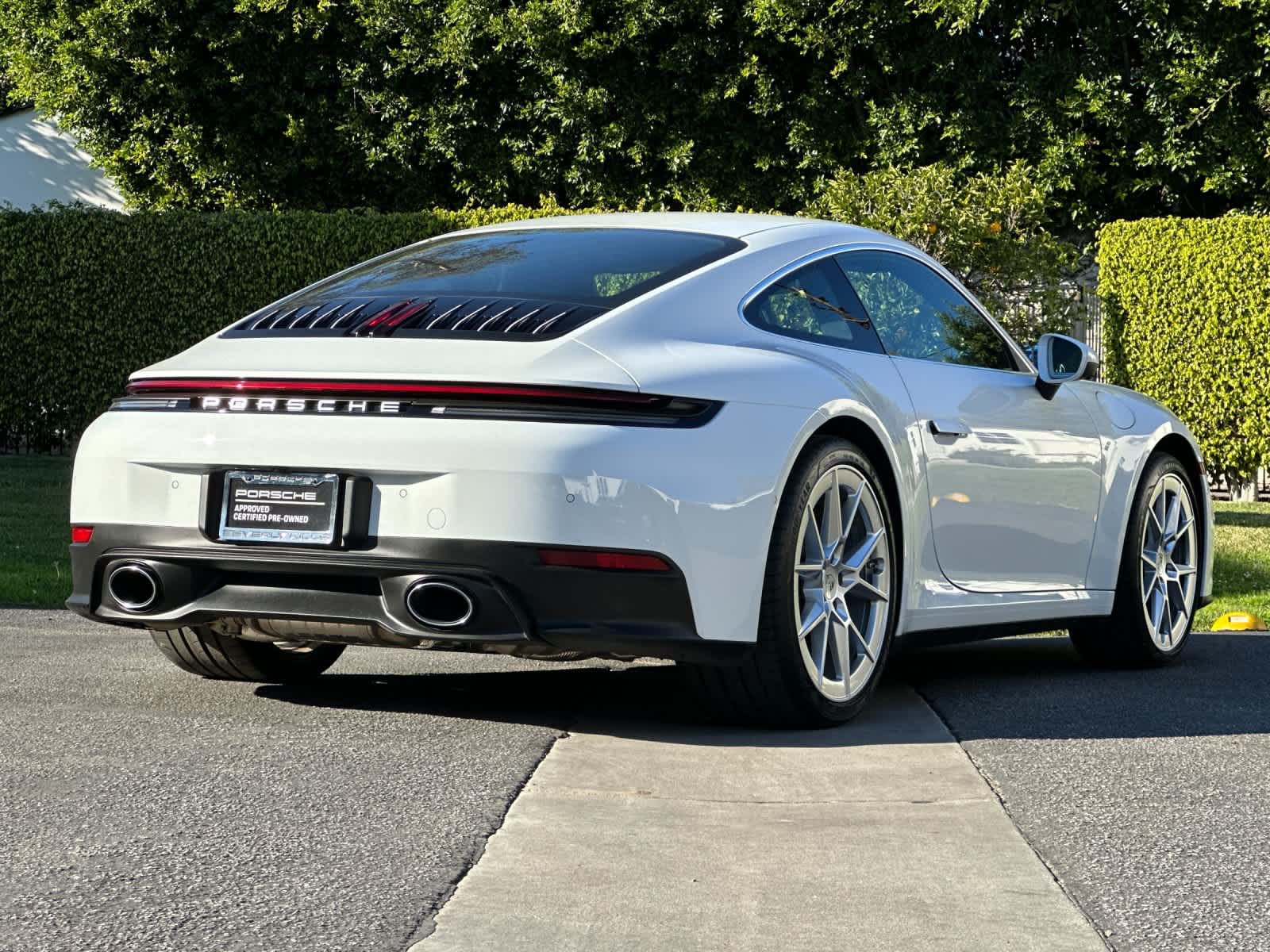 Thumbnail: 2025 Porsche 911 - 7