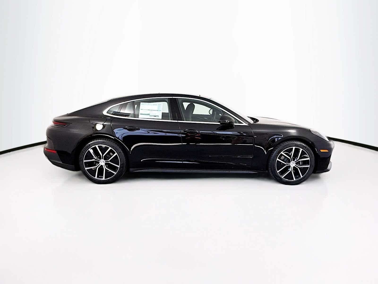 Thumbnail: 2025 Porsche Panamera - 8