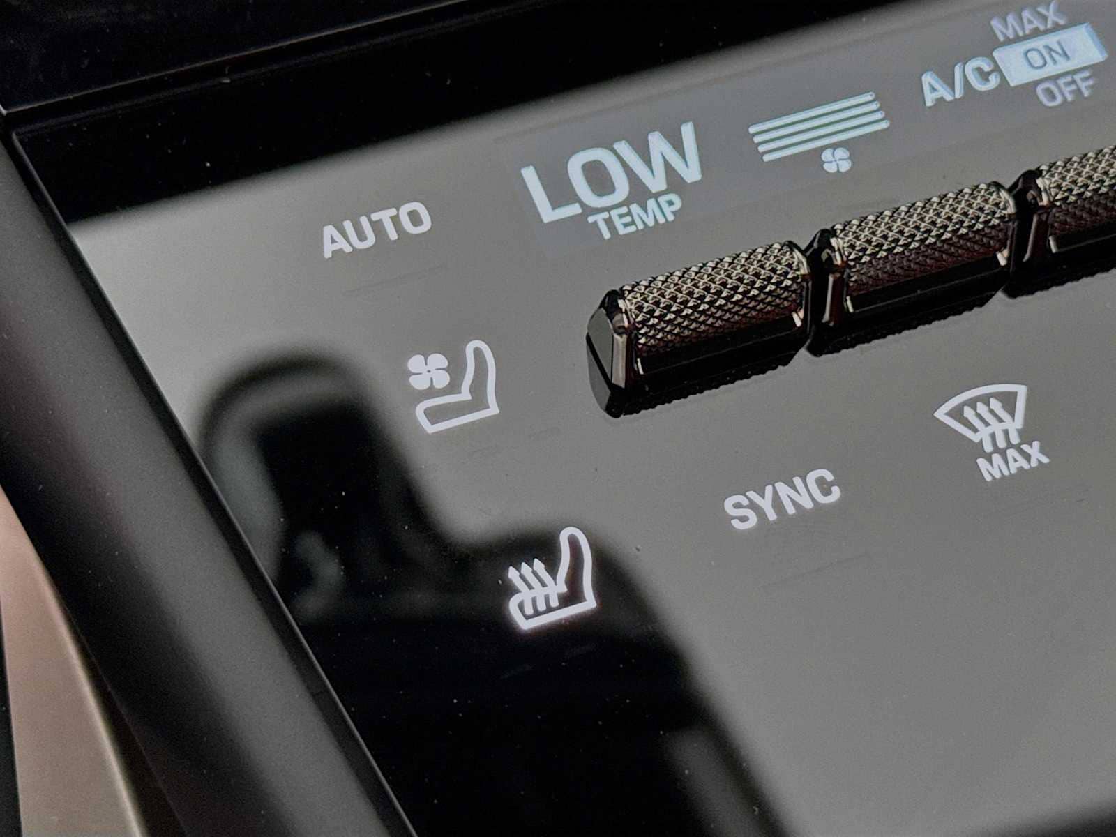 Thumbnail: 2026 Porsche Cayenne - 16