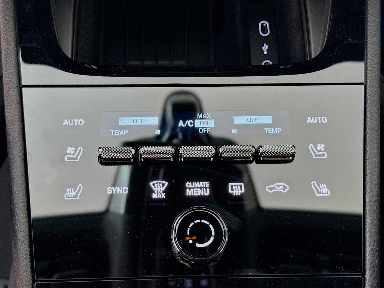 Thumbnail: 2026 Porsche Cayenne - 13