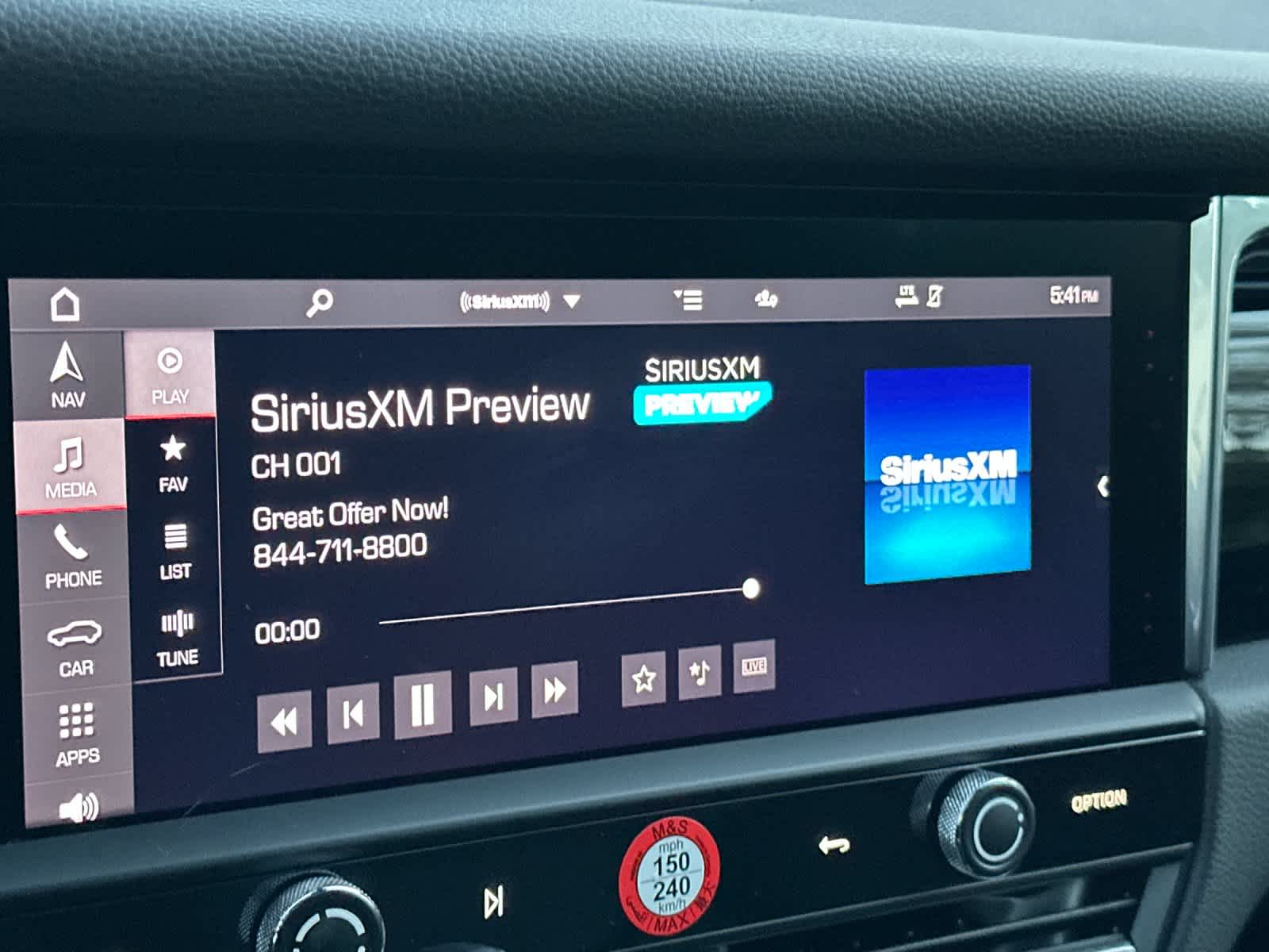 Thumbnail: 2025 Porsche Macan - 20