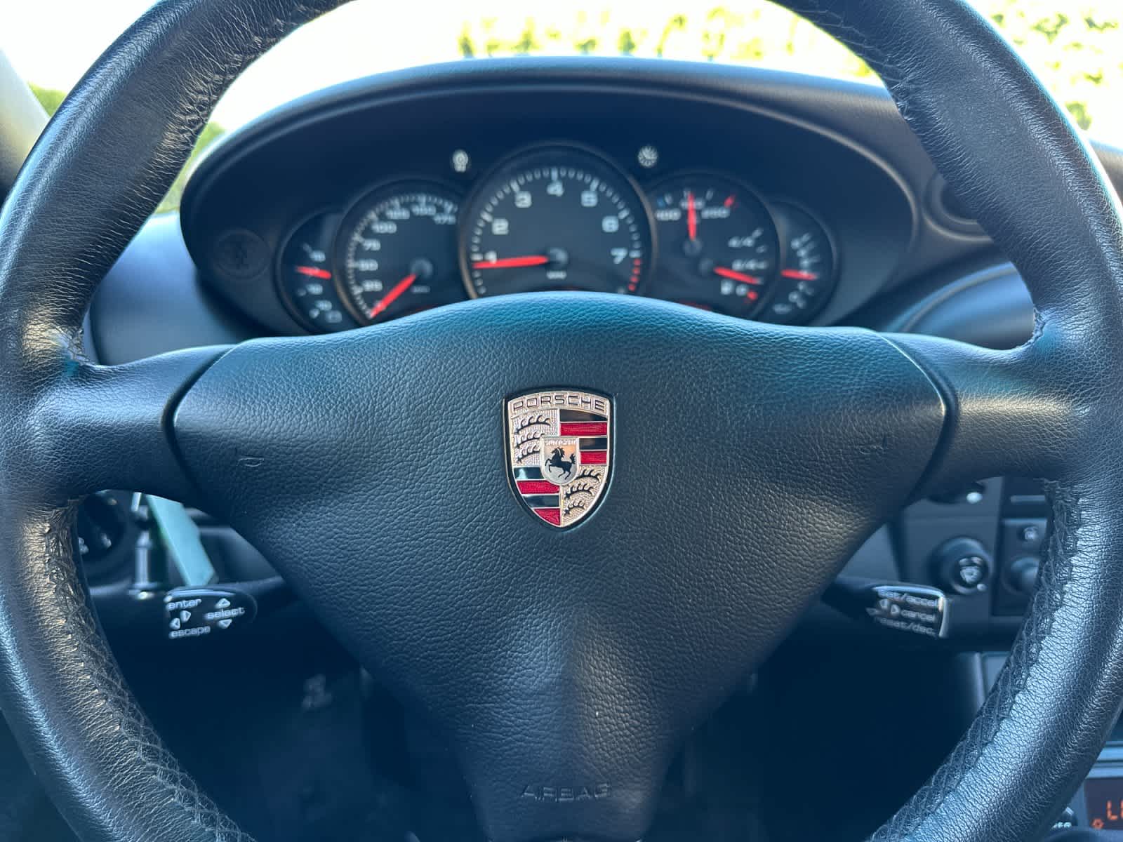 Thumbnail: 2001 Porsche 911 - 18