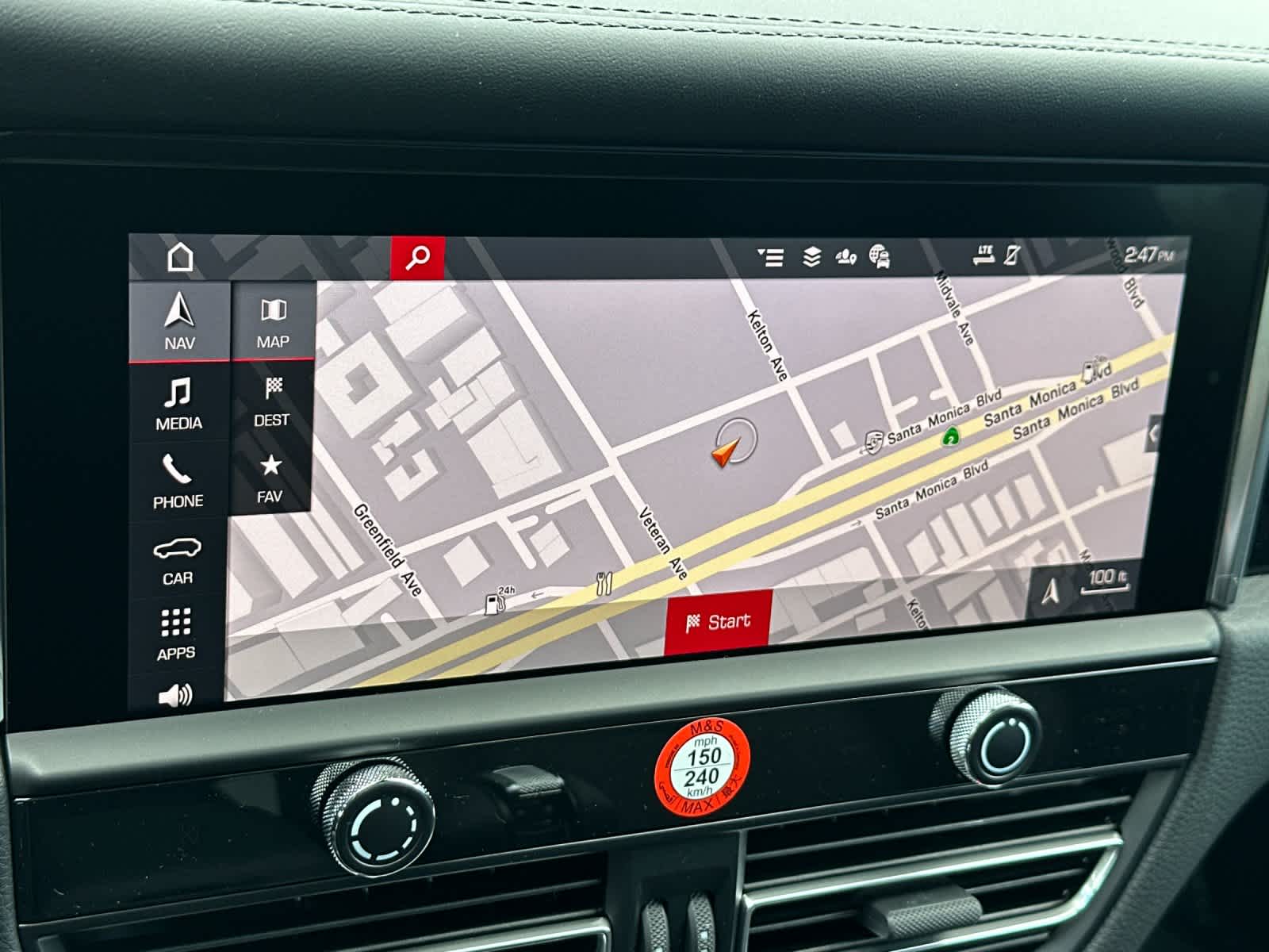 Thumbnail: 2026 Porsche Macan - 22