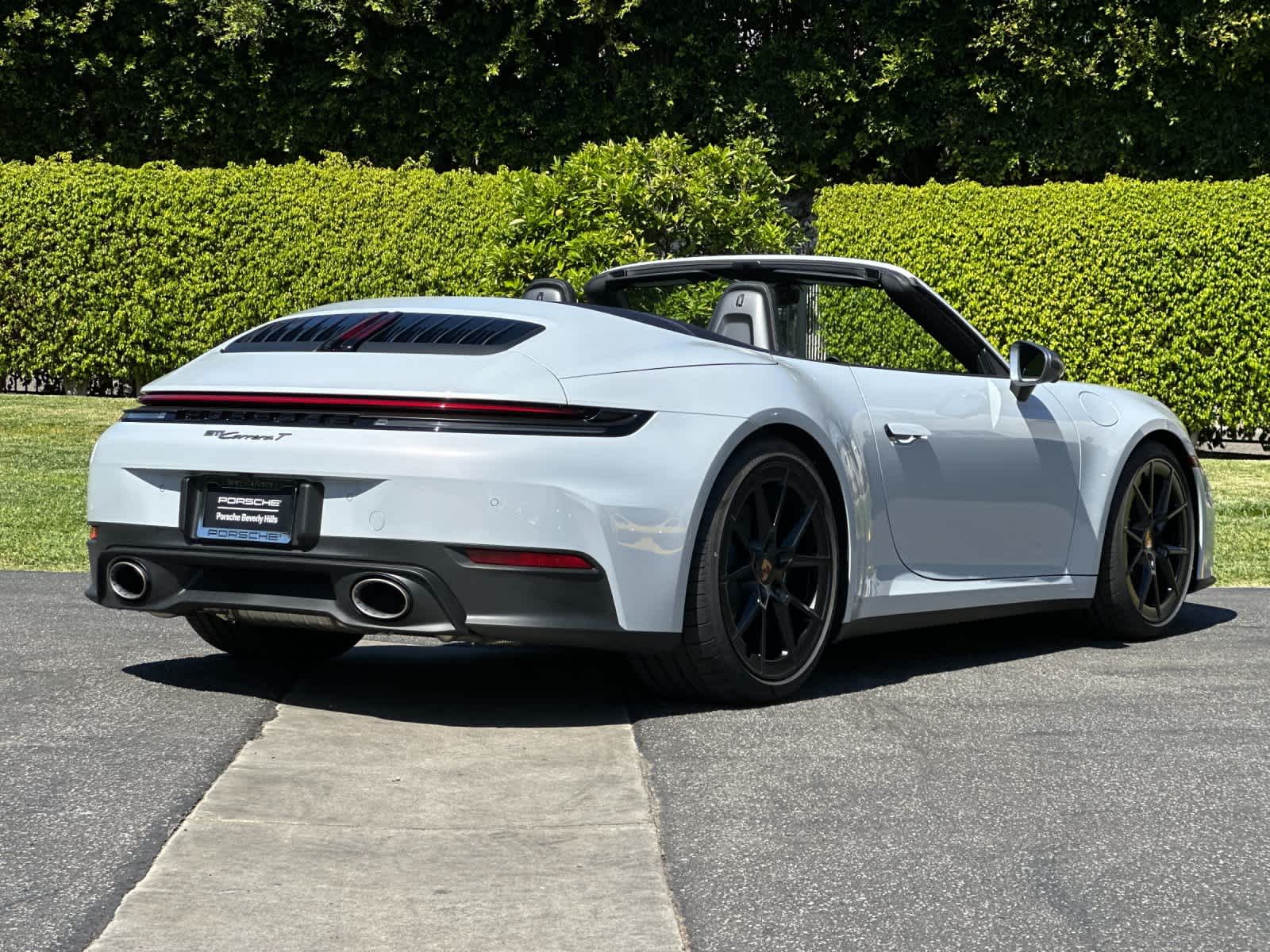 Thumbnail: 2026 Porsche 911 - 7