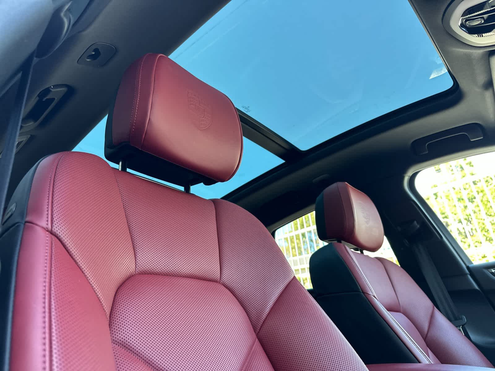 Thumbnail: 2025 Porsche Macan - 18