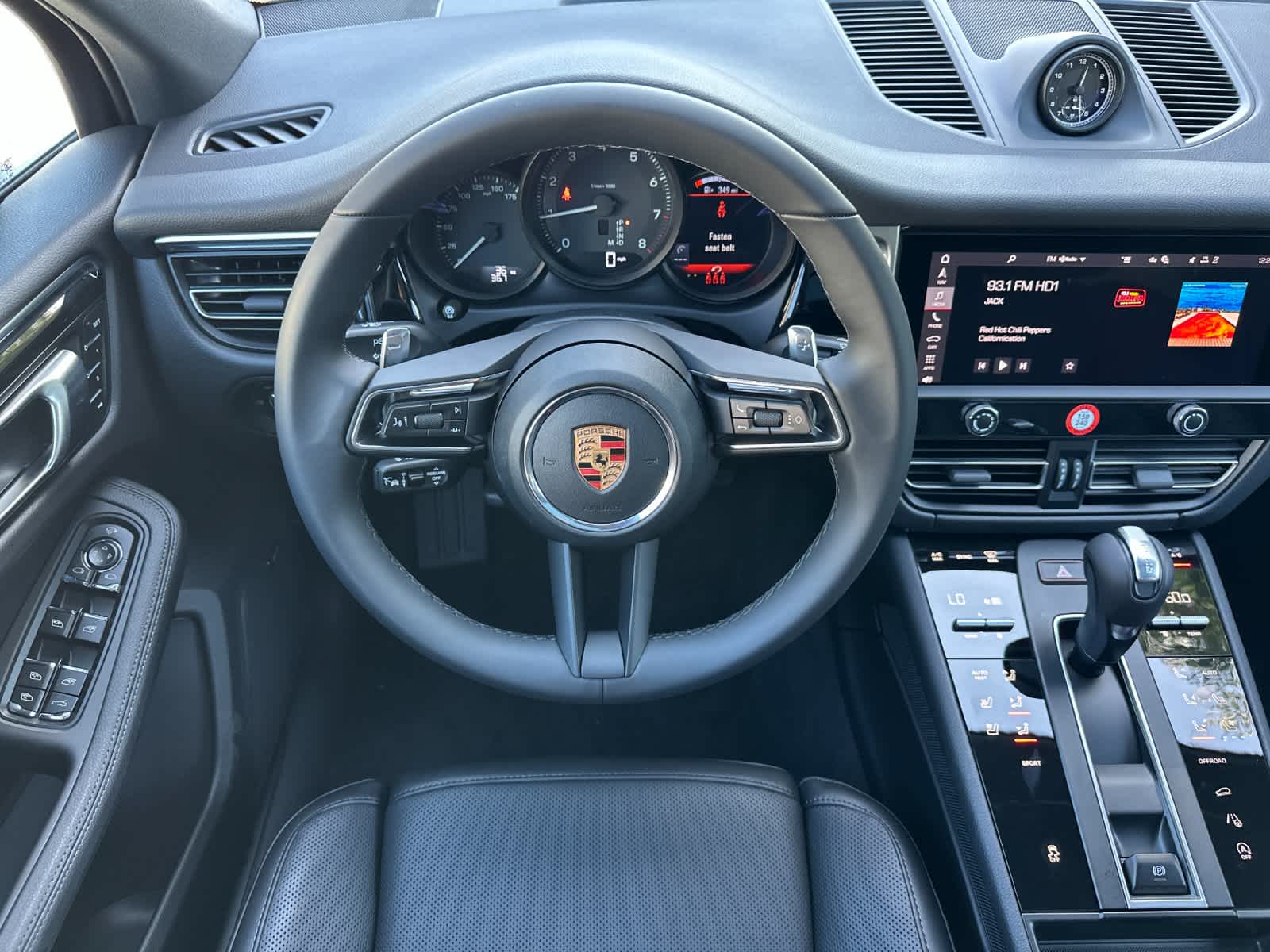 Thumbnail: 2026 Porsche Macan - 15