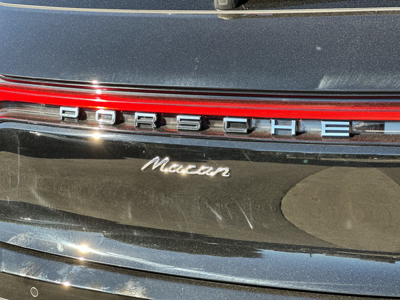 Thumbnail: 2025 Porsche Macan - 31