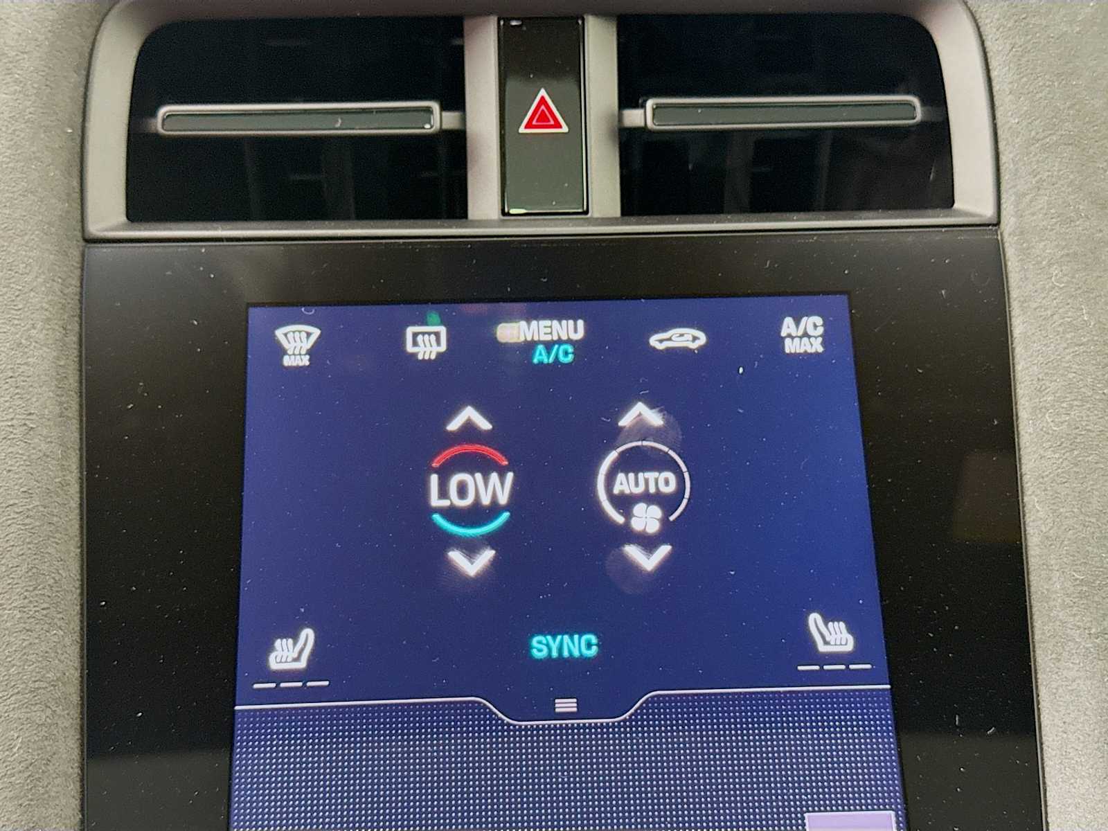 Thumbnail: 2026 Porsche Taycan - 13