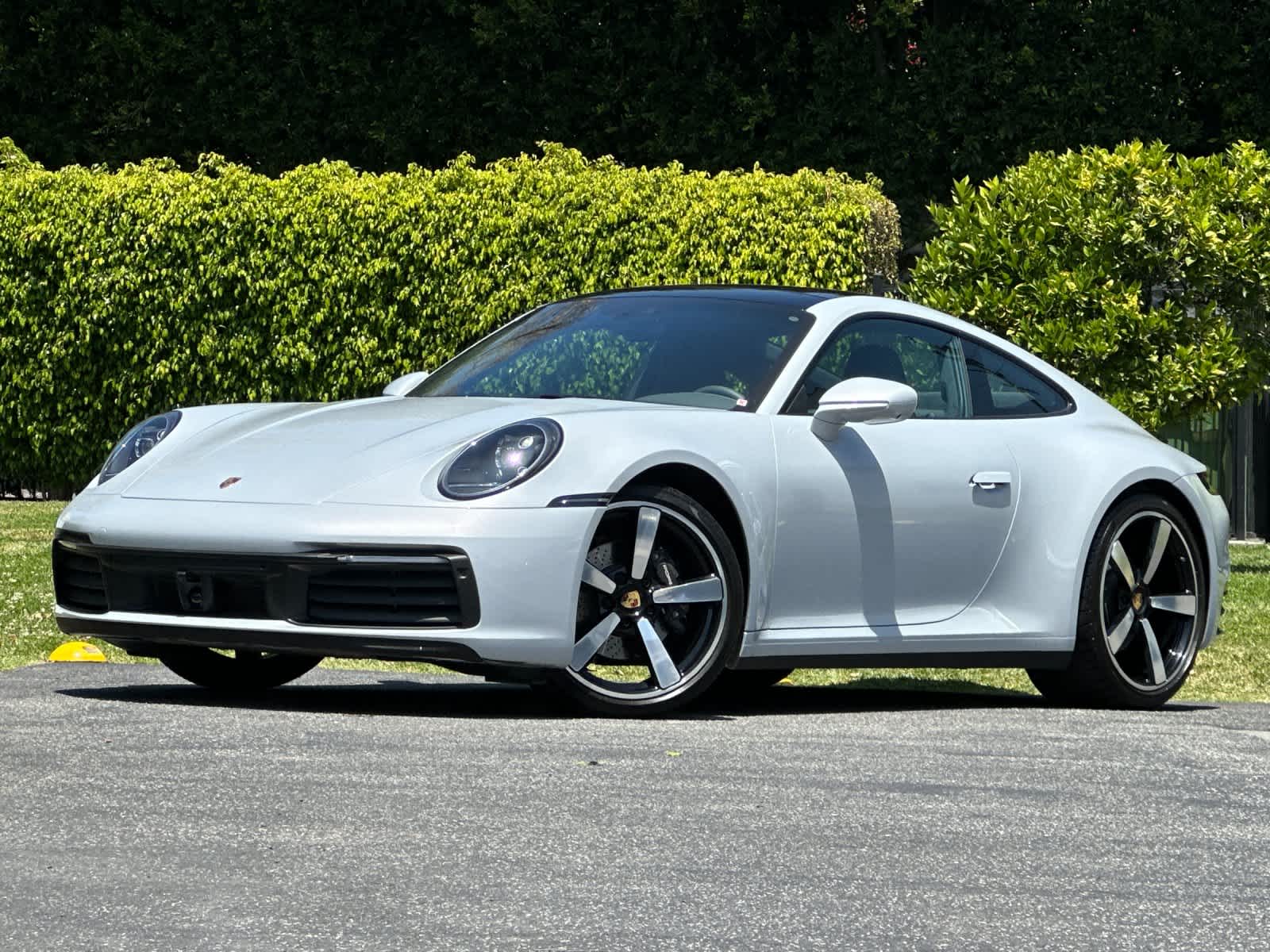Thumbnail: 2024 Porsche 911 - 1