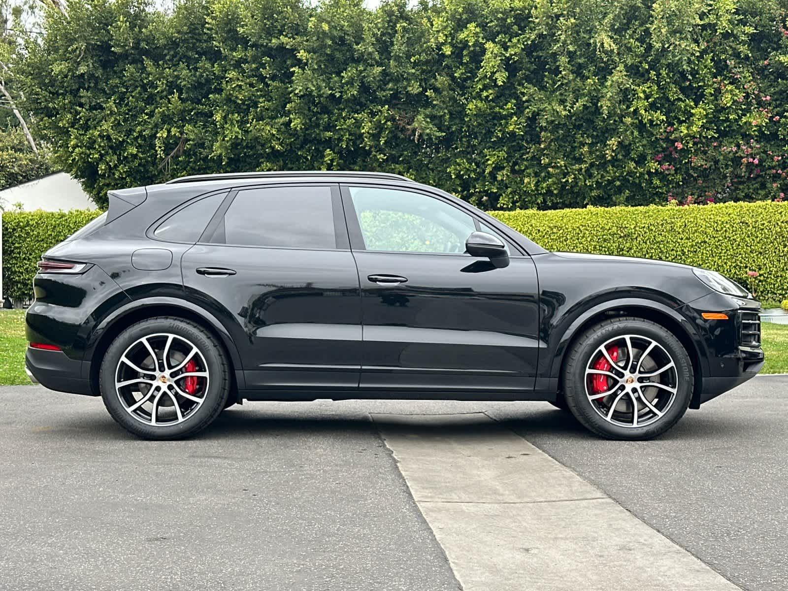 Thumbnail: 2026 Porsche Cayenne - 9
