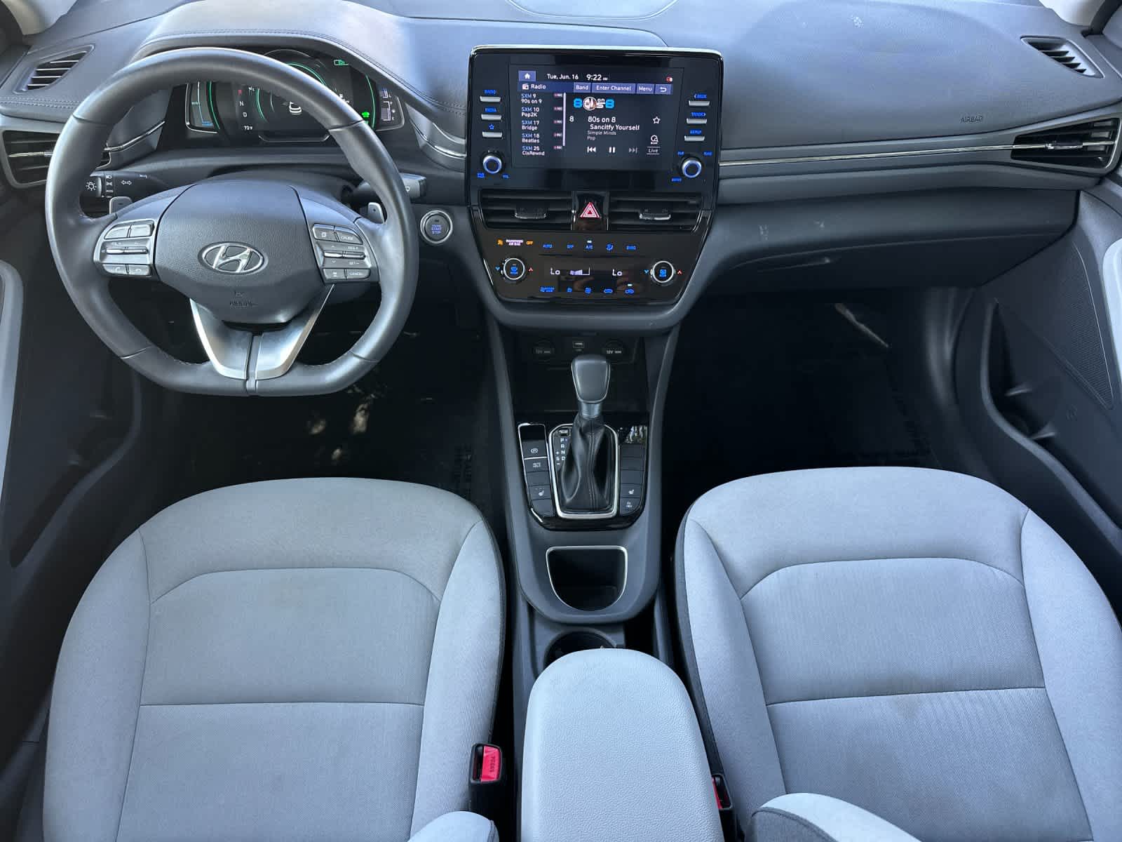 Thumbnail: 2022 Hyundai Ioniq - 6