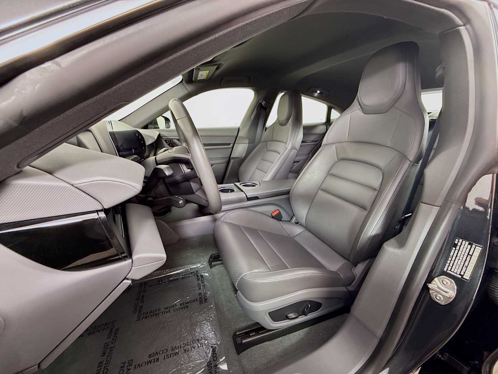 Thumbnail: 2021 Porsche Taycan - 5