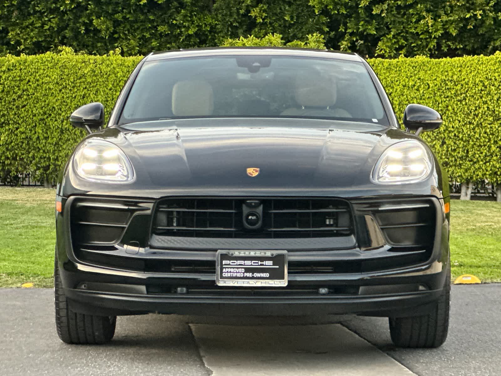 Thumbnail: 2025 Porsche Macan - 11