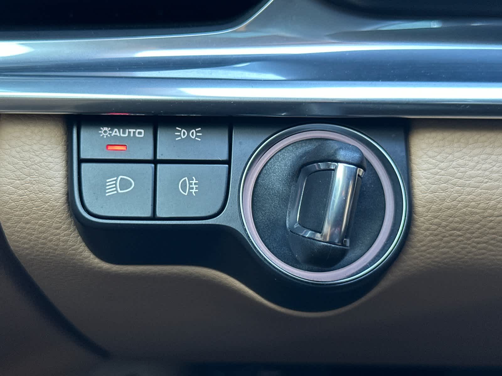 Thumbnail: 2022 Porsche Panamera - 29